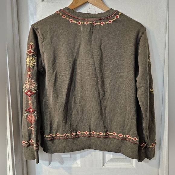 Driftwood Teddie Embroidered Sweatshirt - Picture 6 of 9
